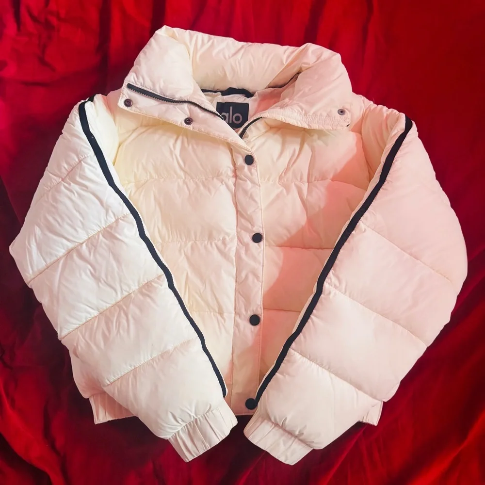 Alo Yoga Aspen Puffer | Ivory